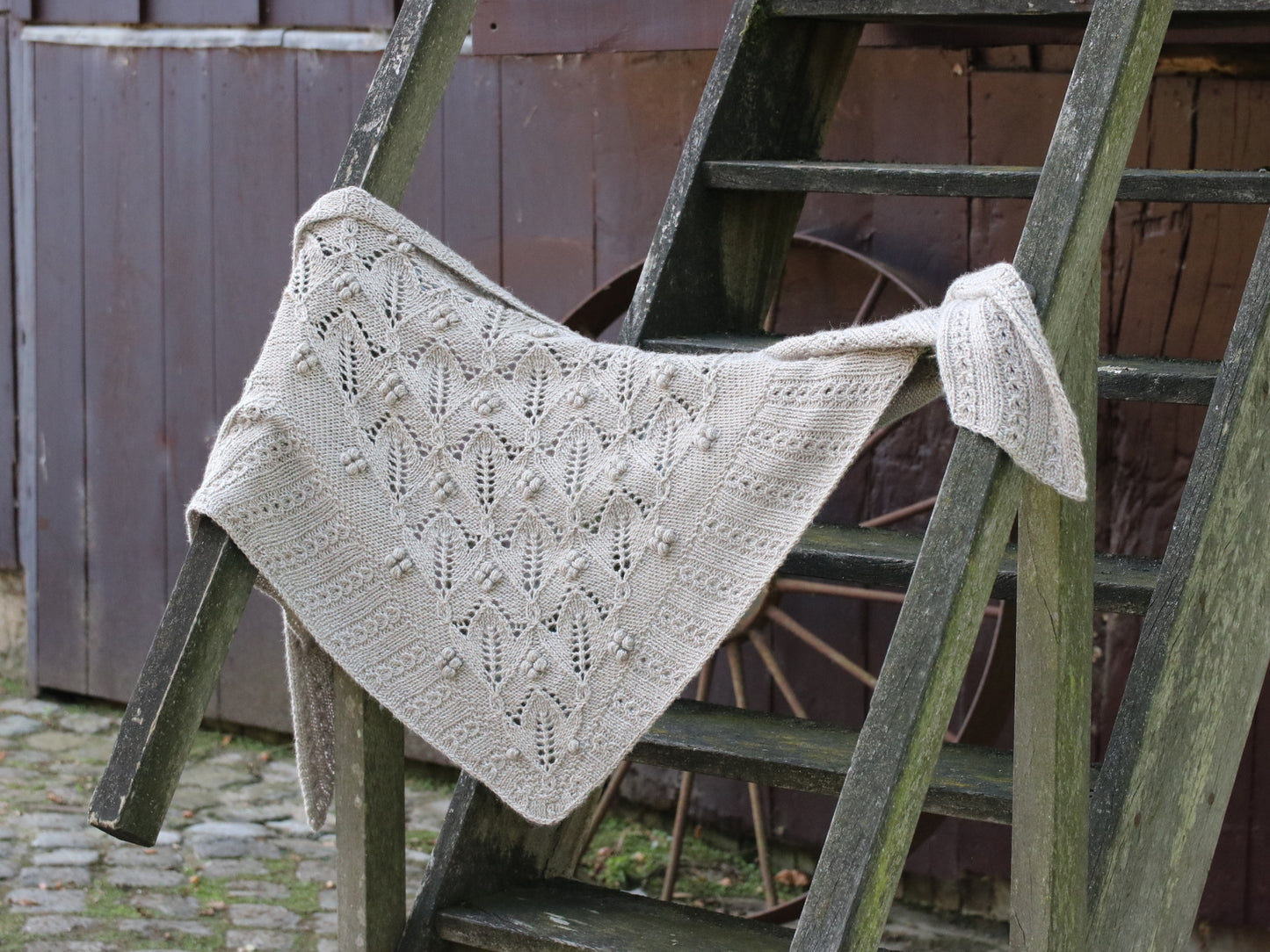 PDF knitting pattern WINGS OF MEDITATION